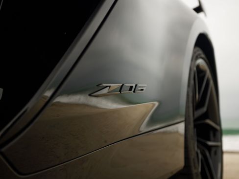 Used 2026 Chevrolet Corvette Z06 RWD image 15