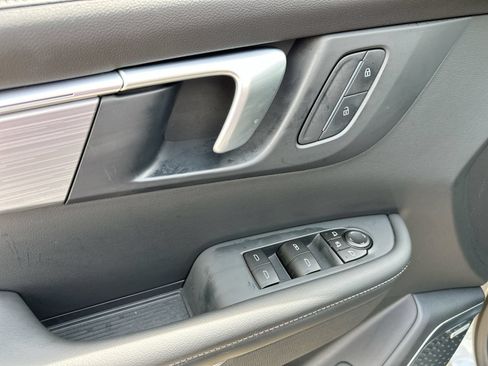 Used 2026 Buick Enclave Preferred FWD image 13