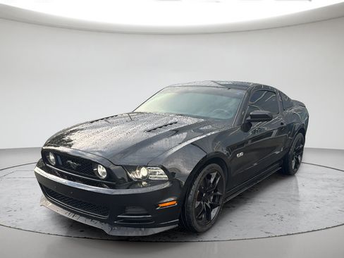 Used 2014 Ford Mustang GT w/ Brembo Brake Package RWD image 12
