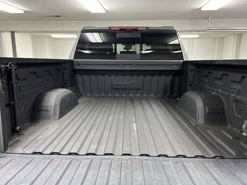 Certified 2024 Chevrolet Silverado 1500 High Country w/ High Country Premium Package AWD/4WD image 27