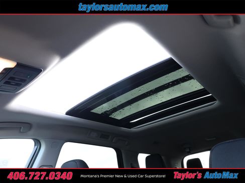 New 2025 Nissan Pathfinder SV w/ SV Premium Package image 28