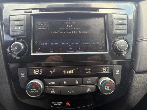 Used 2020 Nissan Rogue SV AWD/4WD image 20