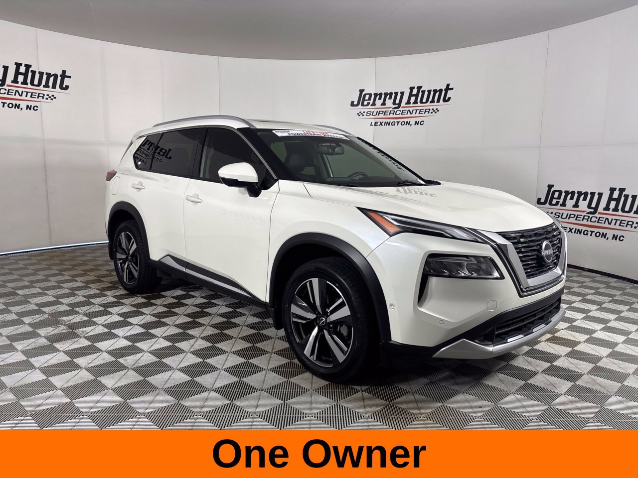 Used 2023 Nissan Rogue Platinum w/ Platinum Premium Package FWD image 4