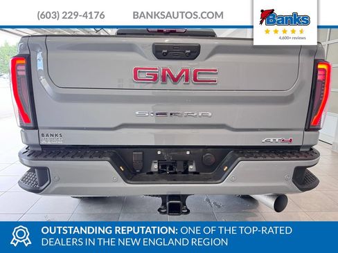 Used 2025 GMC Sierra 2500 AT4 w/ AT4 Premium Plus Package AWD/4WD image 7