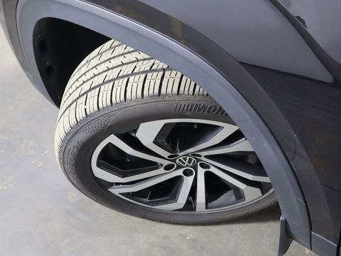 Used 2022 Volkswagen Atlas SEL image 42