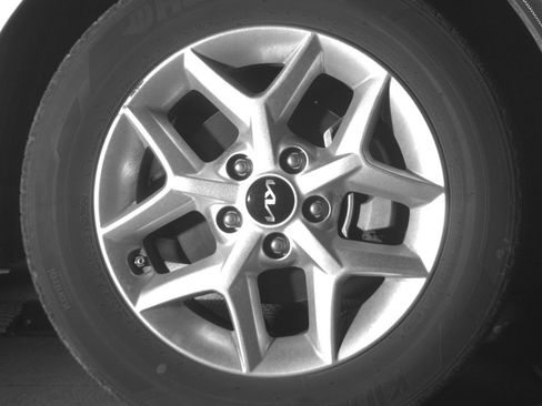 Used 2025 Kia Soul LX w/ LX Technology Package image 13