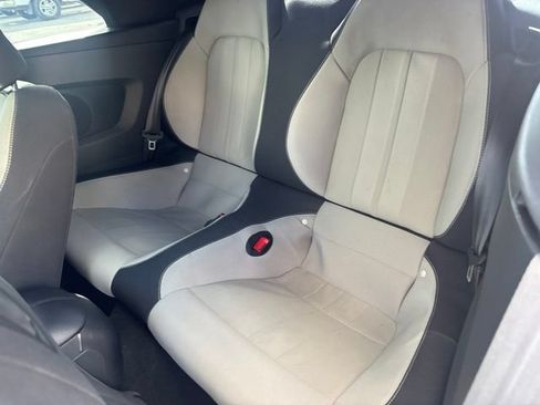 Used 2019 Ford Mustang Convertible w/ Equipment Group 101A RWD image 12