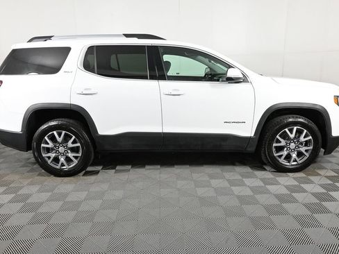 Used 2023 GMC Acadia SLT image 27
