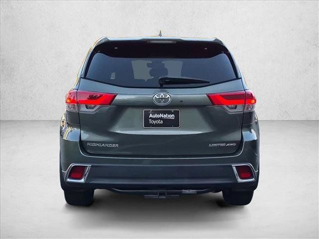 Used 2017 Toyota Highlander Limited w/ Carpet Mat Package AWD/4WD image 6