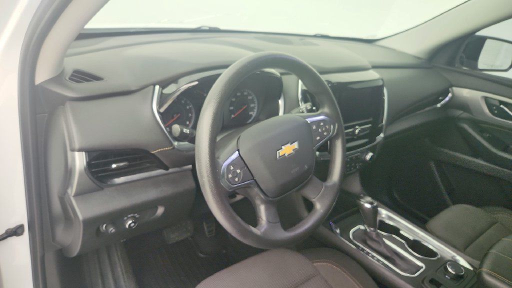 Certified 2020 Chevrolet Traverse LS FWD image 13