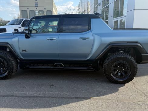 Used 2024 GMC Hummer EV 3X w/ Omega Edition AWD/4WD image 16