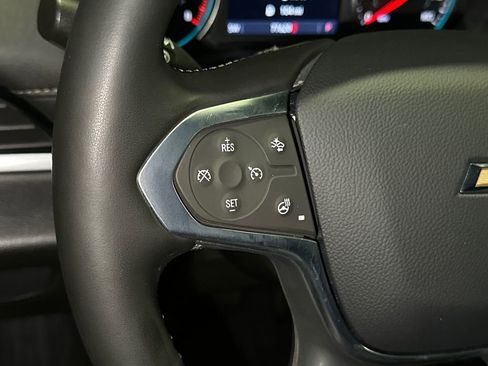 Used 2023 Chevrolet Traverse LT AWD/4WD image 18