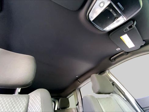 Used 2020 Jeep Grand Cherokee Laredo AWD/4WD image 14