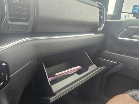 Used 2025 Chevrolet Silverado 2500 High Country w/ High Country Premium Package image 26