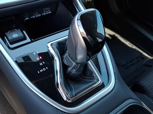 Certified 2025 Subaru Outback Premium w/ Popular Package #1A image 38