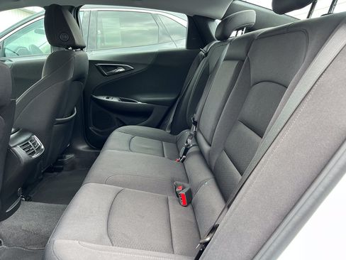 Used 2023 Chevrolet Malibu LT FWD image 22