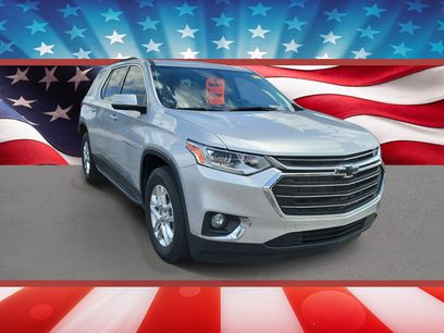 Used 2021 Chevrolet Traverse LT