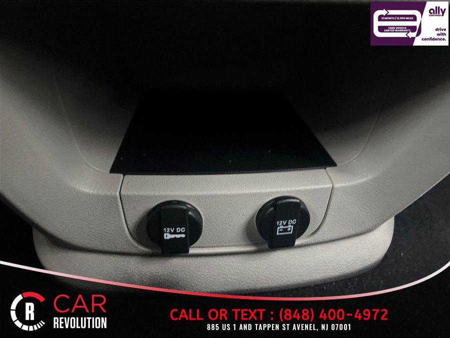Used 2019 Dodge Grand Caravan SE FWD image 13