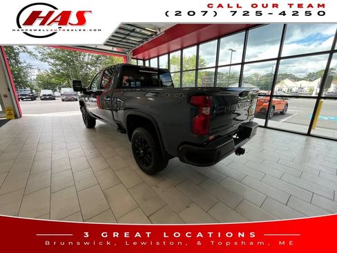 Used 2025 Chevrolet Silverado 2500 Custom w/ Custom Value Package AWD/4WD image 5