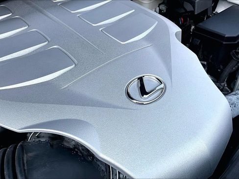 Used 2023 Lexus GX 460 Premium w/ Accessory Package AWD/4WD image 34