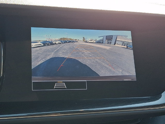 Certified 2023 Buick Envision Preferred FWD image 18