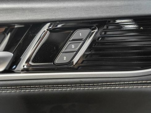 New 2026 Jeep Grand Wagoneer 4WD image 42