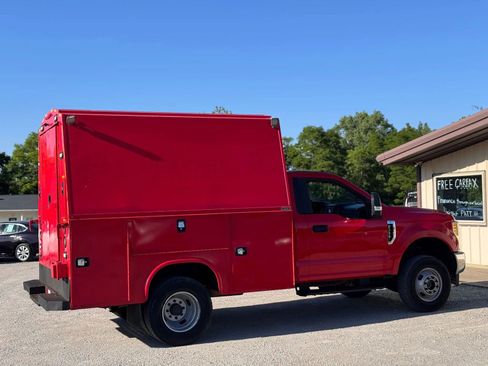 Used 2017 Ford F350 XL w/ Power Equipment Group AWD/4WD image 4