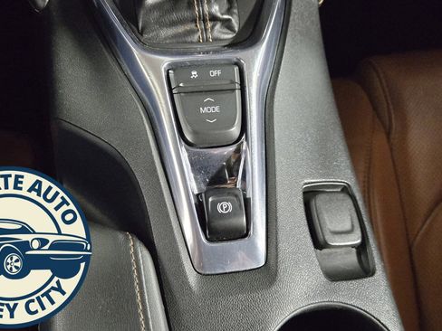 Used 2020 Chevrolet Camaro SS image 21