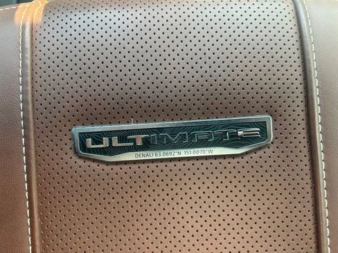 Used 2025 GMC Sierra 2500 Denali Ultimate w/ Max Trailering Package AWD/4WD image 53