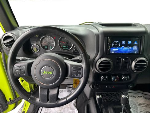Used 2017 Jeep Wrangler Sport w/ Quick Order Package 24S AWD/4WD image 24