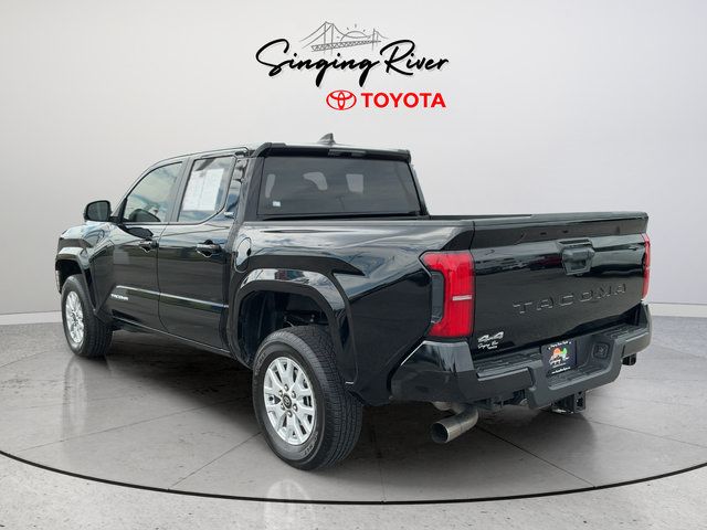 Used 2024 Toyota Tacoma SR5 AWD/4WD image 5