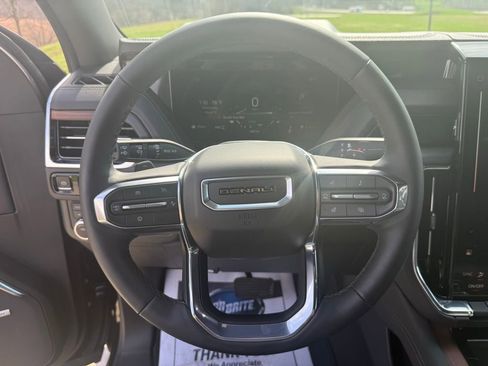 Used 2025 GMC Yukon XL Denali w/ Sun & Power Step Package image 36