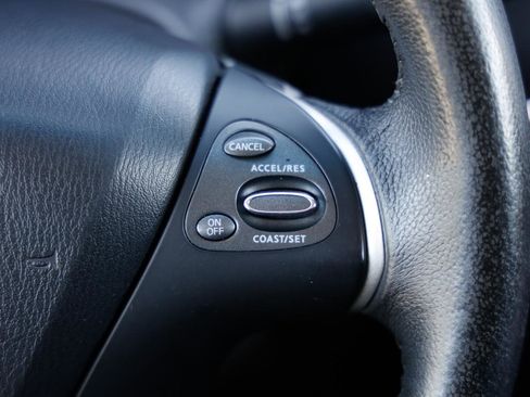 Used 2013 Nissan Pathfinder SL w/ SL Premium Pkg image 27