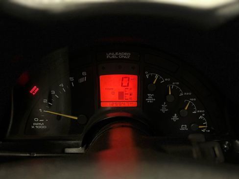 Used 1994 Chevrolet Corvette Coupe RWD image 15