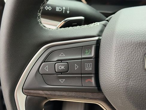 New 2025 Jeep Grand Cherokee Limited image 18