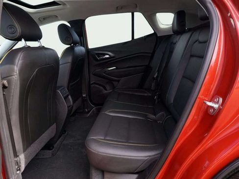 Used 2024 Chevrolet Trax ACTIV w/ Sunroof Package FWD image 18