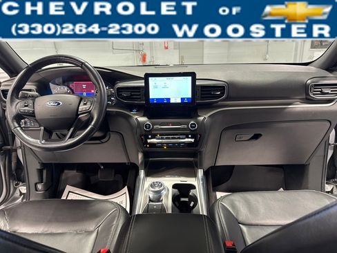 Used 2020 Ford Explorer XLT w/ Equipment Group 202A image 30