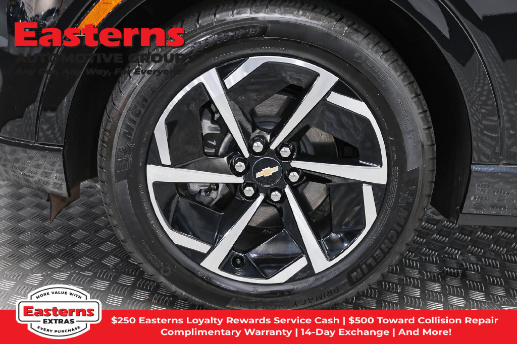 Used 2024 Chevrolet Equinox EV LT w/ LPO, All-Weather Mat Package FWD image 32