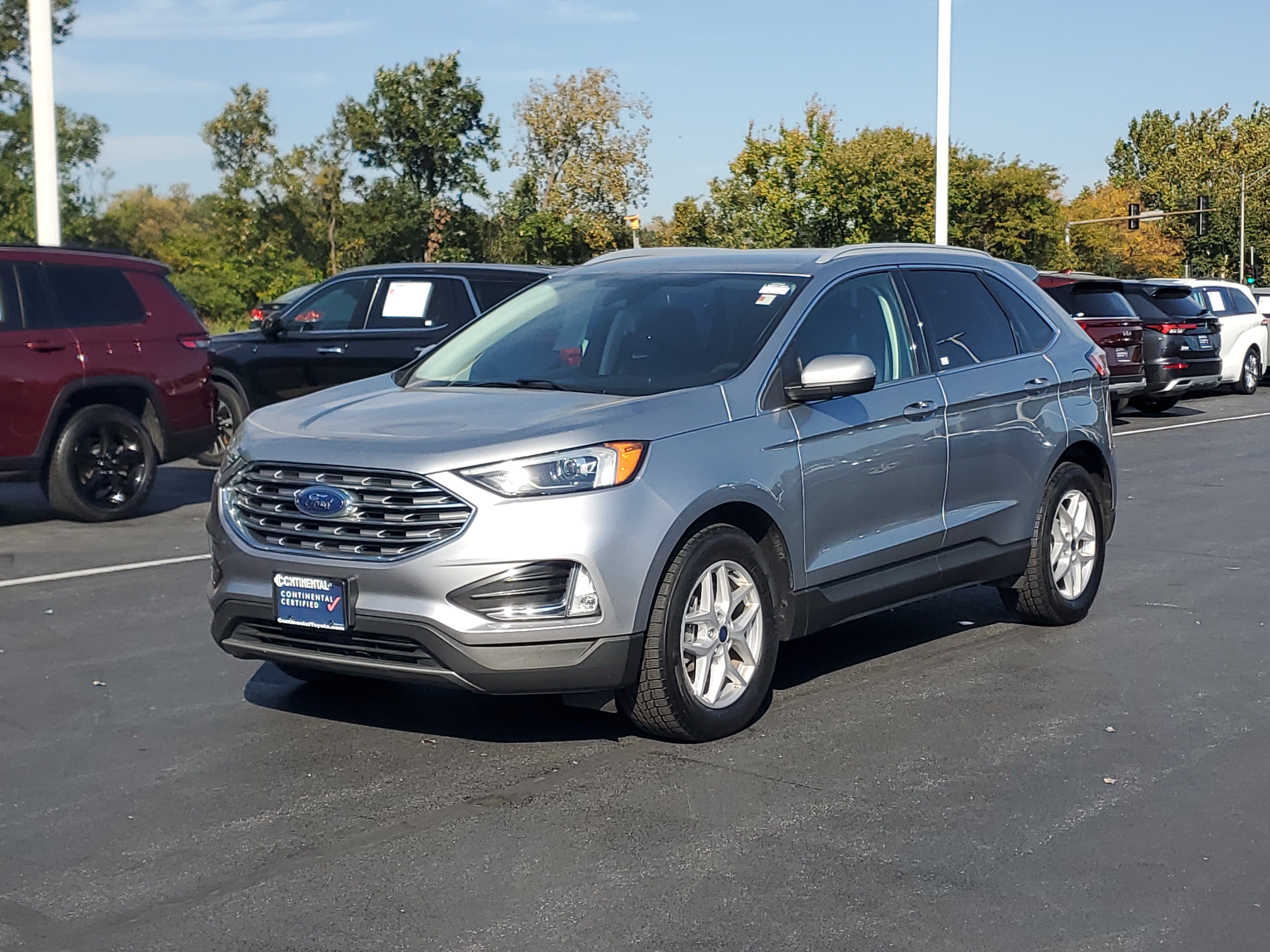 Used 2022 Ford Edge SEL w/ Convenience Package AWD/4WD image 3