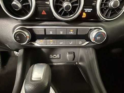 Used 2022 Nissan Sentra SV w/ Trunk Package FWD image 22