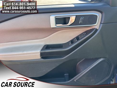 Used 2020 Ford Explorer XLT w/ Comfort Package image 12