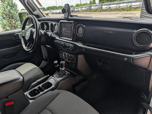 Used 2022 Jeep Wrangler Unlimited Sport AWD/4WD image 14