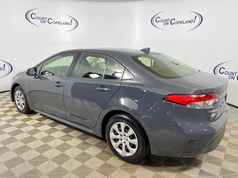 Used 2024 Toyota Corolla LE FWD image 4