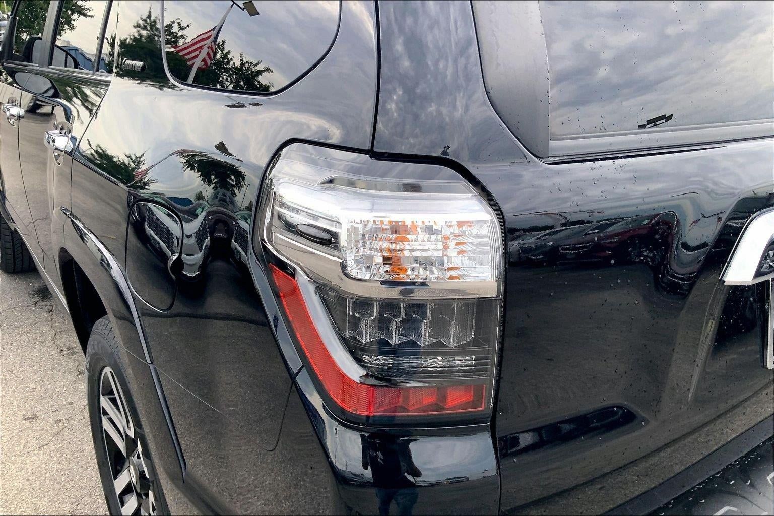 Used 2024 Toyota 4Runner Limited AWD/4WD image 26