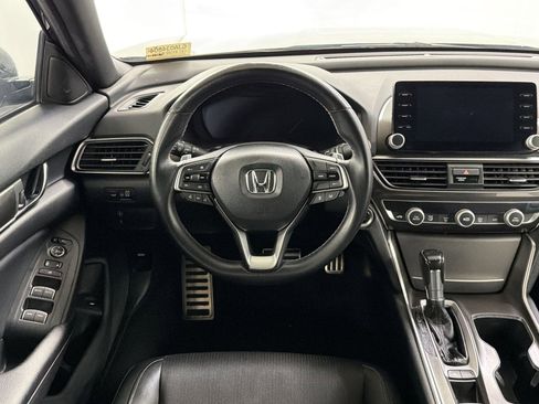Used 2018 Honda Accord Sport image 25