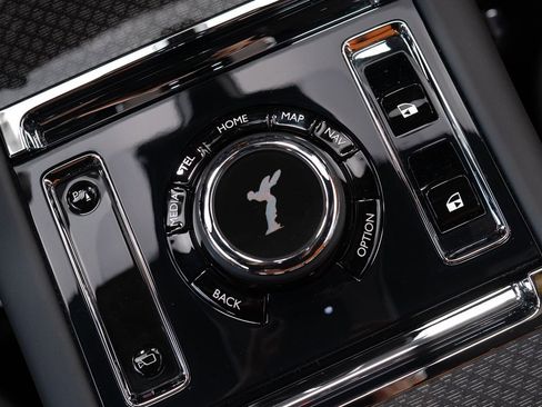 New 2026 Rolls-Royce Spectre Black Badge image 33