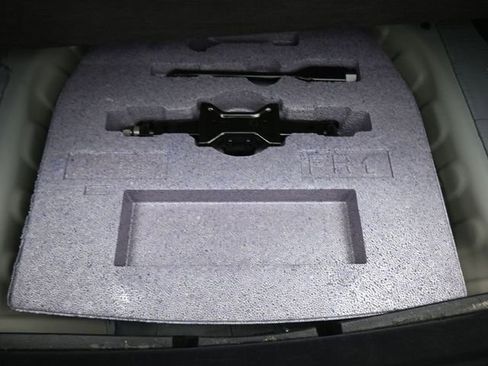 Used 2025 Nissan Altima 2.5 SV image 14