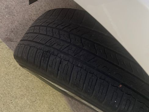 Used 2014 Ford Edge SEL w/ Equipment Group 205A image 10