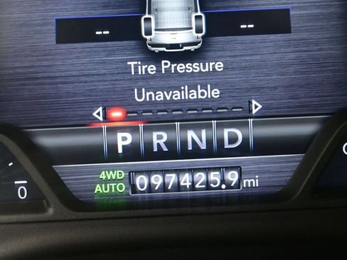 Used 2019 RAM 1500 Laramie AWD/4WD image 38