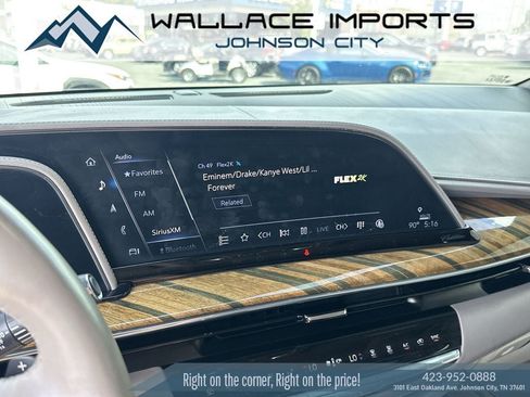 Used 2021 Cadillac Escalade Sport Platinum w/ Heavy-Duty Trailer Package AWD/4WD image 24